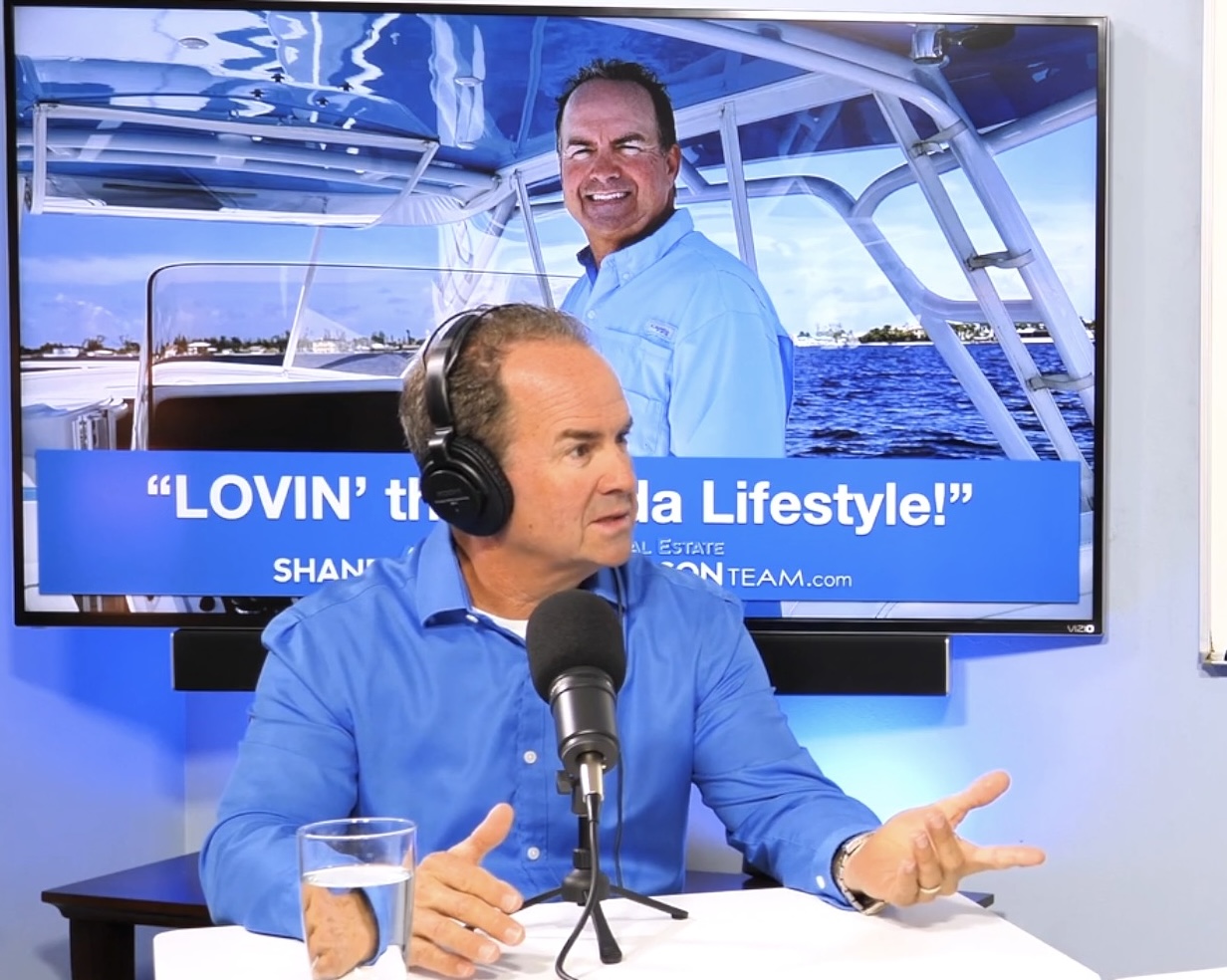 Living the Southwest Florida Dream: How My Passion for Waterfront Real Estate Fuels My Everyday Life